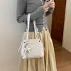 2026 Nuevo Bolso Cubo de Cuero Aceitado y Encerado para Mujer Bolso de Mano de Alta Gama Bolso de Hombro Bolso Cruzado Bolso Versátil Bolso Tote Pequeño para Viajes de Negocios