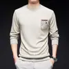 Camiseta Casual de Negócios Masculina Bonita para Primavera e Outono de 2024, Gola Redonda, Estampada, Tendência, Versátil