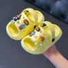 Nuevas Chanclas de EVA 2026 con Suela Suave para Mujer, Sandalias de Bebé Antideslizantes para Baño de Interior de Dibujos Animados Lindas de Verano