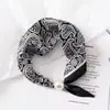 Lenço Quadrado de Seda Fina Estilo Novo Primavera e Verão Fivela Magnética Profissional Combinando com Camisa Feminina 2025 Lenço Decorativo com Letras Pequena Faixa Longa