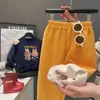 Conjunto de Dos Piezas con Sudadera con Capucha y Pantalones Deportivos Nuevo para Niños Primavera/Otoño 2026 Conjunto Lindo de Parte Superior e Inferior Labubu para Bebé Niña