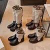 Altamente recomendado! Botas de montaria color block estilo coreano populares, outono de 2026, botas western com salto grosso de retalhos de couro bovino e linho