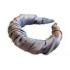 Estilo coreano sedoso cetim plissado enrolamento headband para elevado cranial top wide style elegante all-match cabelo pressão headband para as mulheres