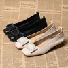 Zapatos planos para mujer de punta cuadrada y boca poco profunda, nueva colección otoño 2026, suela plana, tacón bajo, cómodos, suela suave, sin cordones, versátiles zapatos de piel para el trabajo