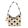Bolsa de Lona con Lunares para Mujer 2026 Nuevo Estilo Coreano Gran Capacidad para Viajar al Trabajo Bolso de un Solo Hombro Diseño con Correa de Cuero Bolso de Axila