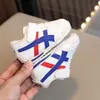 Tênis infantil 2025 Primavera e Outono Novo Meninos Sapatos Brancos Meninas Sapatos Casuais Sapatos para Criança Tênis Forrest Gump