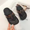 Chinelos Infantis 2026 Verão Estilo da Moda Sandálias Slip-On Fofas para Bebês Meninas Sandálias de Dedo da Moda
