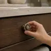 Manija de puerta de gabinete de latón vintage estilo europeo, Manija de gabinete y cajón estilo americano, Manija de armario y gabinete estilo antiguo tallada