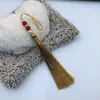 Yixiangfei 10cm borla con borlas y cuentas marcapáginas ropa infantil sombrero colgante manualidades cheongsam adornos para hombros de nube