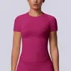 Nueva camiseta de manga corta ajustada sin costuras transfronteriza, ropa de yoga, alta elasticidad, absorbente de sudor, top corto para correr y fitness a la altura de la cadera para mujer