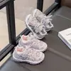 Nueva colección primavera y otoño 2026 de zapatillas deportivas para niños: zapatos casuales cómodos, transpirables y elegantes para niños y niñas