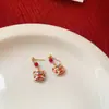 Nuevos Pendientes de León con Goteo de Aceite de Aguja Roja y Plateada Estilo Chino, Lujo Ligero, Pendientes de Moda de Gama Alta, Accesorios para Orejas Exquisitos Versátiles de Nicho