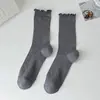 Meias Miu Cinzas Estilo Ballet para Mulheres, Meias Finas para Primavera e Verão, Comprimento Médio, Bordas Franzidas, Combinadas com Meias Slouch Mary Jane para Mulheres