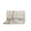 Bolsa de lã estilo nicho tecida de luxo leve inspirada em Chanel para mulheres, novo modelo 2026, com alça de corrente para ombro e transversal