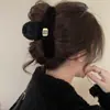 Pin de Oso de Peluche Flocado Lindo Coreano para Mujer, Pinza para el Pelo Linda, Pinza Elegante de Tiburón para Otoño e Invierno en la Parte Posterior de la Cabeza