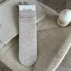 Meias versáteis sem costura para o início do outono para mulheres, meias de cano médio, meias estilo slouch básicas, meias longas lisas estilo ins para meninas em tons de café