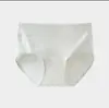 Ropa interior de algodón puro clase a para mujer, antibacteriana, 100% algodón, entrepierna extendida, tiro medio, tangas sin costuras, nuevo modelo 2026 al por mayor