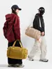 Bolso cruzado de fitness nuevo y elegante con alto atractivo estético, gran capacidad, sensación de alta gama, bolsa de almacenamiento deportiva, bolso de moda ligero para viajes cortos
