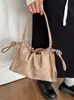 2026 El diseño de nicho de moda de este año: bolso plisado minimalista de alta gama, bandolera versátil para el día a día, estilo femenino
