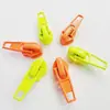 No. 3, No. 5, No. 8, No. 10 Tiradores de Cremallera de Nylon, Accesorios de Ferretería Universales, Cabezales de Cremallera Metálicos para Ropa y Equipaje al por Mayor