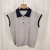Top de punto con cuello polo y bloques de color estilo francés para mujer, manga corta de verano, nuevo, con letra bordada, corte holgado, top con manga acampanada