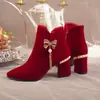 Zapatos de boda forrados de polar para invierno para mujer, zapatos de novia nuevos, adecuados tanto para Xiuhe tradicional como para vestidos de novia, cómodos de llevar, adecuados para brindar con los invitados, zapatos de vestir formales