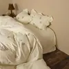Gasa de doble capa YU~ Juego de ropa de cama de cuatro piezas bordado de gasa 100% algodón estilo francés, amigable con la piel, con sábana ajustable y funda de edredón
