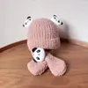 Conjunto de Dos Piezas de Gorro y Bufanda de Bebé de Panda Rojo para Otoño e Invierno, Gorro Cálido de Peluche para Niños y Niñas