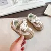 Zapatillas de Entrenamiento Alemanas con Lazo para Niñas, Nuevas Primavera y Otoño 2026, Zapatillas de Suela Suave con Velcro para Niñas Jóvenes