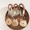 Colgante de Perro de Tela Color Arroz de Moda Correa para Teléfono Correa de Muñeca Accesorio para Bolso Funda de Teléfono Gruesa Universal