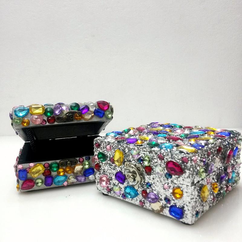 17-01-04-15-55-12-374_photo