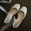 Mules Vintage de Charol Rojo Vino sin Espalda para Mujer, Nuevo Estilo Verano 2026, Sandalias Abiertas a los Lados de Punta Cerrada, Estilo Francés Slip-On para Exteriores