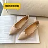 Sapatos Rasteiros Apontados com Rebites 1688-45 para Mulheres, Sola Macia, Sapatilhas para Todas as Estações, Sapatos Baixos tipo Bico Fino, Forma Larga, Tamanhos Grandes
