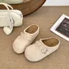 Meias Pantufas Femininas Estilo Birkenstock Dedão Grande Fofo Retrô 2026 Outono Novo Pantufas Fechadas nos Dedos Sola Lisa Aumenta Altura com Fivela