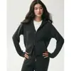 26 novo cardigã de tricô de caxemira estilo retrô americano para outono e inverno para mulheres, apresentando um design de tricô de tranças em todo o corpo, zíperes duplos, um capuz e um estilo espessado.