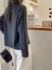 Suéter Feminino de Lã 100% Canelado com Gola Redonda e Barra Rebatida, Estilo Europeu, Solto e Preguiçoso, Versátil e Fashion, Coleção Outono/Inverno