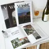 Ins Celebridade da Internet Revista Livro Adereços de Fotografia Fundo de Fotografia de Livro Inglês Cartão de Decoração Suave Capa Europeia e Americana Revista