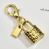 Llavero Colgante Letra Corazón para Bolsa, Varios Accesorios Patchwork Personalizados, Llaveros de Letras Pequeños al por Mayor Más Vendidos