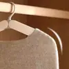 Cabide de Roupas Dobrável Portátil de Viagem Dormitório Pendurar Roupas Hotel Viagem de Negócios Viagem Gancho para Secar Roupas Interno Cabide de Roupas Dobrável