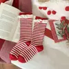 Otoño e Invierno Nuevo Encaje Coreano Niña Joyería de Año Nuevo Calcetines Rojos Al por Mayor