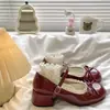 Sapatos femininos retrô populares de salto grosso estilo francês, novos sapatos de couro pequenos Mary Jane versáteis com laço para outono 2026 para mulheres