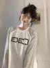 Camiseta de Manga Larga de Estilo Ins Sencilla con Estampado de Letras de Marca de Moda para Mujer con Diseño de Rayas Empalmadas de Color Contrastante Top Holgado de Cuello Redondo