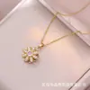 Collar para Mujer Red de Celebridades Flor de Girasol Zircón Flor Nicho Giratorio Nuevo Estilo Diseño Sensación Colgante Temperamento Acero de Titanio Collar