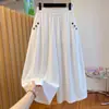 Calças capri brancas de algodão e linho plus size para mulheres, estilo fino de verão, cintura elástica, corte solto, efeito emagrecedor, calças casuais de comprimento 7/8