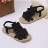 Sandalias Casuales Ligeras de Tira Cruzada Tallas Grandes para Mujer Verano 2026 Nuevas Sandalias de Moda Europea y Americana Florales para Vacaciones al Aire Libre para Mujer