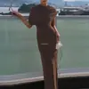 Amazon Aliexpress Nova Moda de Verão Design Assimétrico no Ombro Ajustada ao Corpo Abraçando os Quadris Franzido Vestido Irregular