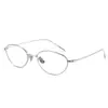 Yitong "202403" Estilo Old Money Ojo de Gato Mariposa Armazón de Lentes de Titanio Puro para Mujer, Look Sin Maquillaje, Armazón Grande, Venta al por Mayor de Gafas Danyang