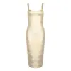 Elegante Vestido de Vendaje con Estampado Dorado y Tirantes Bajos, Tejido Rayado, Elástico, Corte Ajustado, Vestido Bodycon