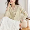 Camisa Floral para Mulheres 2026 Outono Novo Estilo Babados Decote V Renda Fresca e Suave para o Trabalho Manga Longa