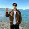 Jaqueta sofisticada estilo coreano com listras duplas para homens, perfeita para looks de outono: uma peça de vestuário externa curta com gola alta, de caimento solto e casual